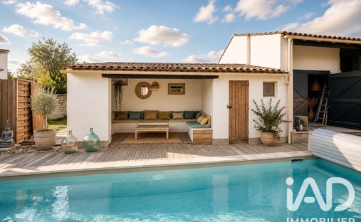 Casa a Saint-Médard-d'Aunis, Nuova Aquitania, Francia 1