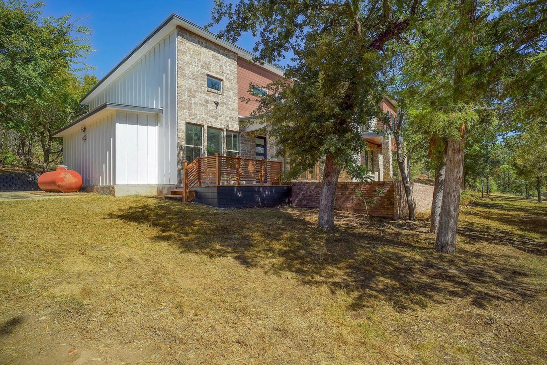 House in Bastrop, Texas, United States 5 - 18705506