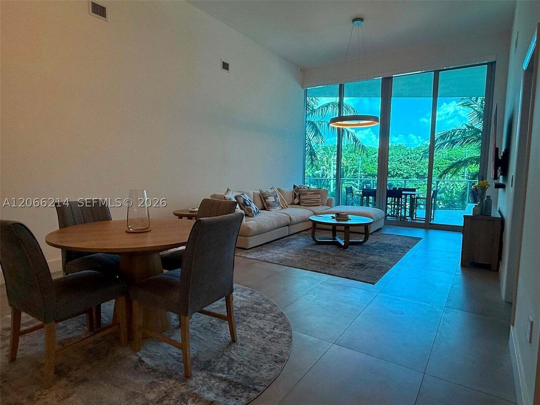 Condo in Fort Lauderdale, Florida, United States 3 - 18706010