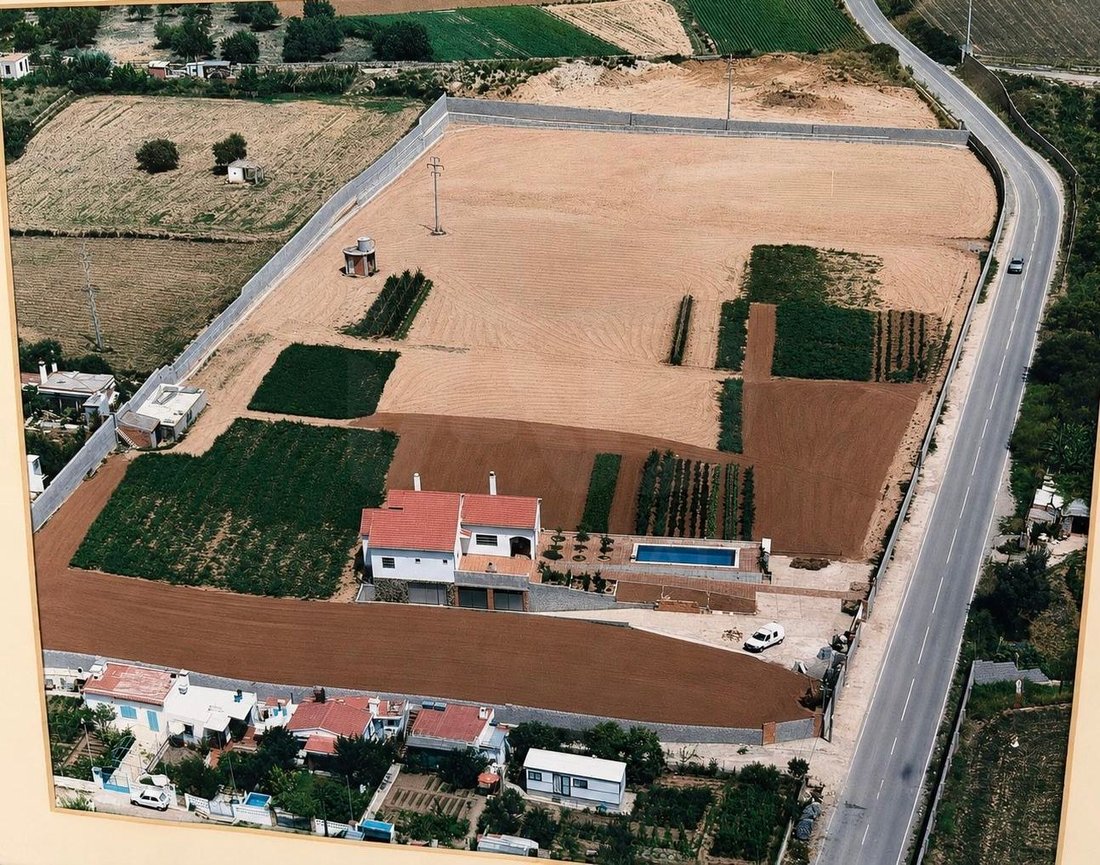 Townhouse in Vilanova i la Geltru, Catalonia, Spain 2 - 18709403