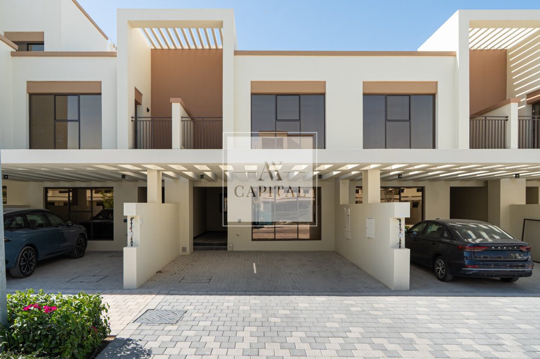 Townhouse in Dubai Marina / Marsa Dubai, Dubai, United Arab Emirates 1 - 18704520