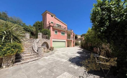 Haus in La Turbie, Provence-Alpes-Côte d'Azur, Frankreich 1
