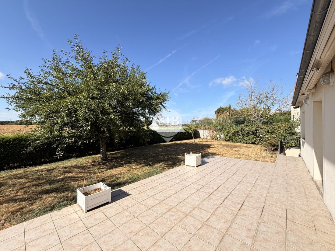 House in Longpont-sur-Orge, Ile-de-France, France 5 - 18708298