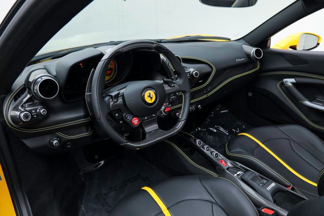 Cabriolet in Fort Lauderdale, FL, United States 5 - 18709364