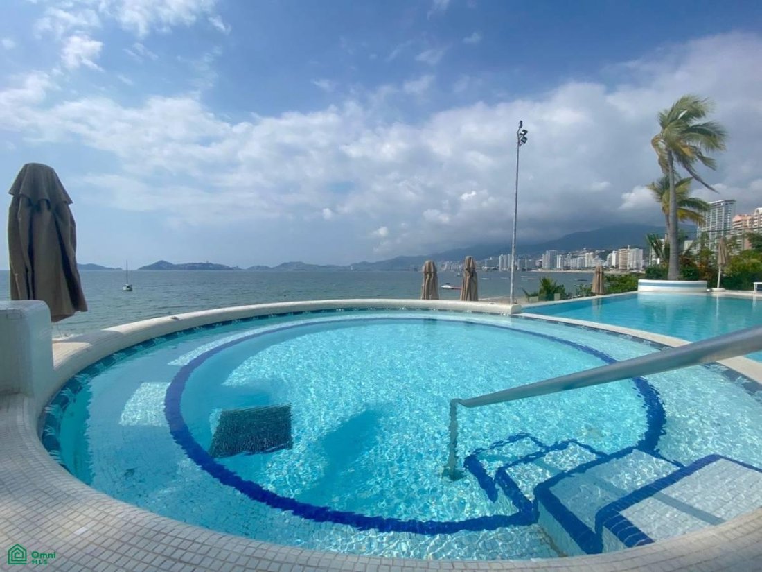 Condo in Acapulco, Guerrero, Mexico 2 - 17232266