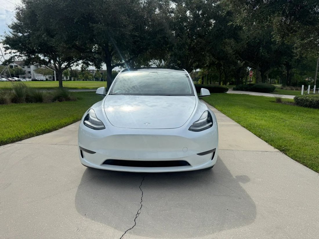 Suv in Orlando, FL, United States 2 - 18707470