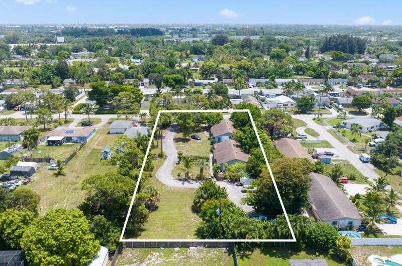 Lake Worth, Florida, United States 1 - 18703834