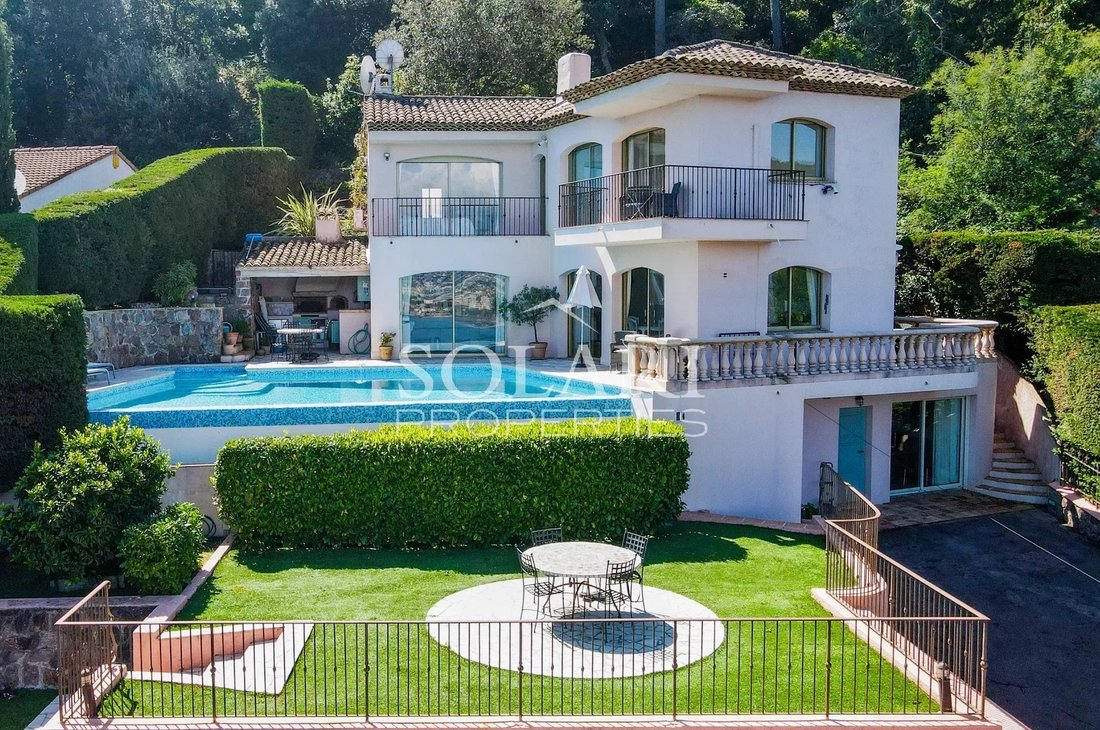 Villa a Théoule-sur-Mer, Provenza-Alpi-Costa Azzurra, Francia 3 - 15664169