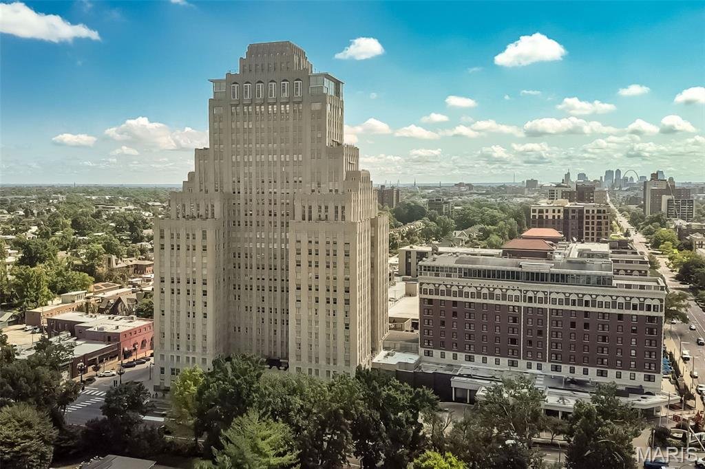 Condo in St. Louis, Missouri, United States 1 - 18705478