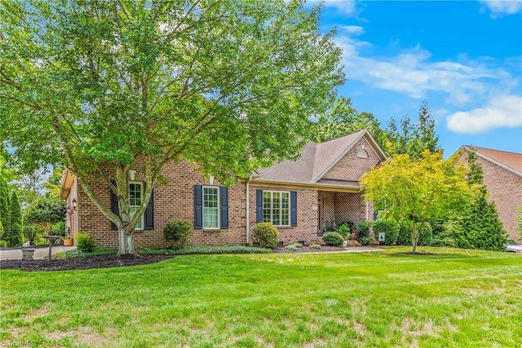 House in Whitsett, North Carolina, United States 3 - 18703115