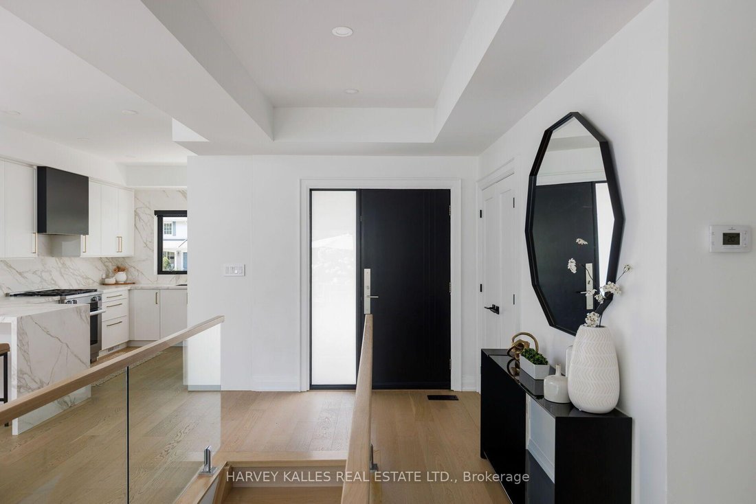 House in Toronto, Ontario, Canada 3 - 18708131