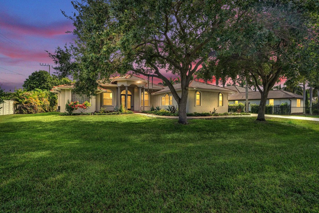 House in Plantation, Florida, United States 3 - 18713886