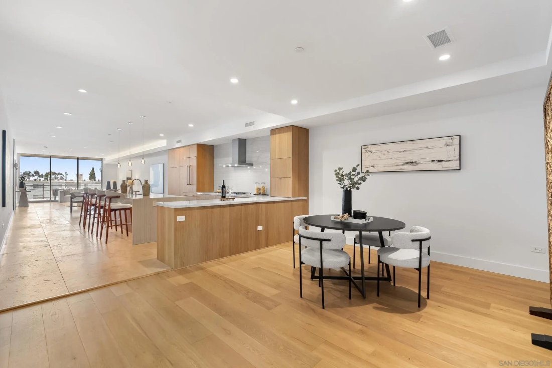 Condo in San Diego, California, United States 3 - 18713694