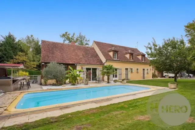 Maison à Gambais, Île-de-France, France 2 - 16398572