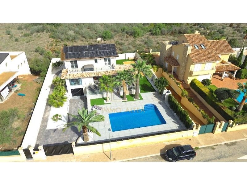 Villa in l'Alfas del Pi, Valencian Community, Spain 4 - 17080688