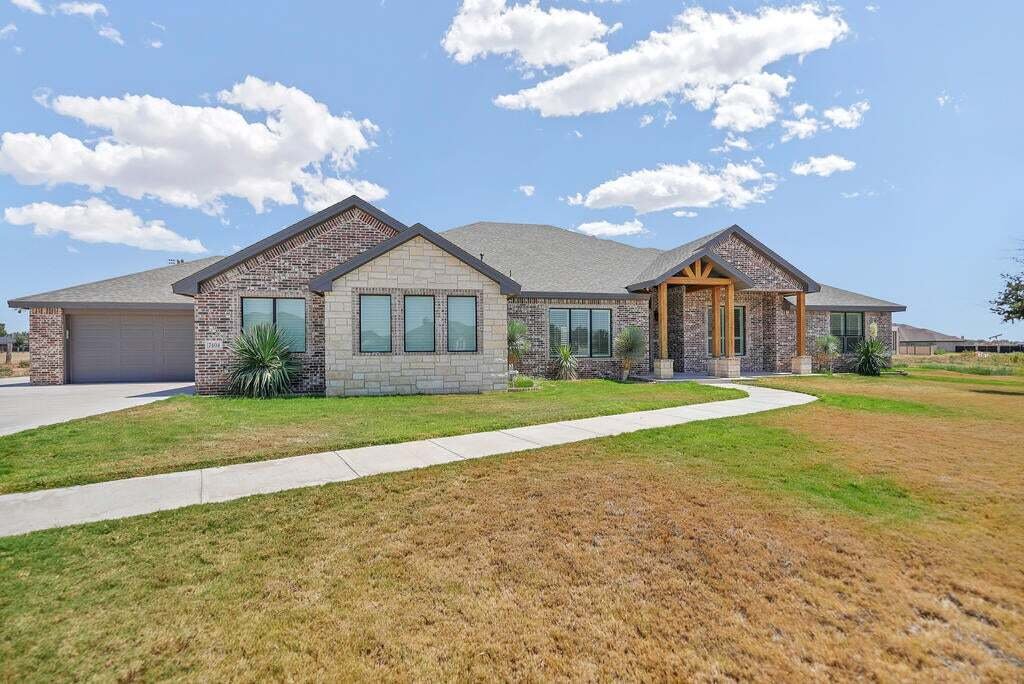 House in Midland, Texas, United States 1 - 18704979