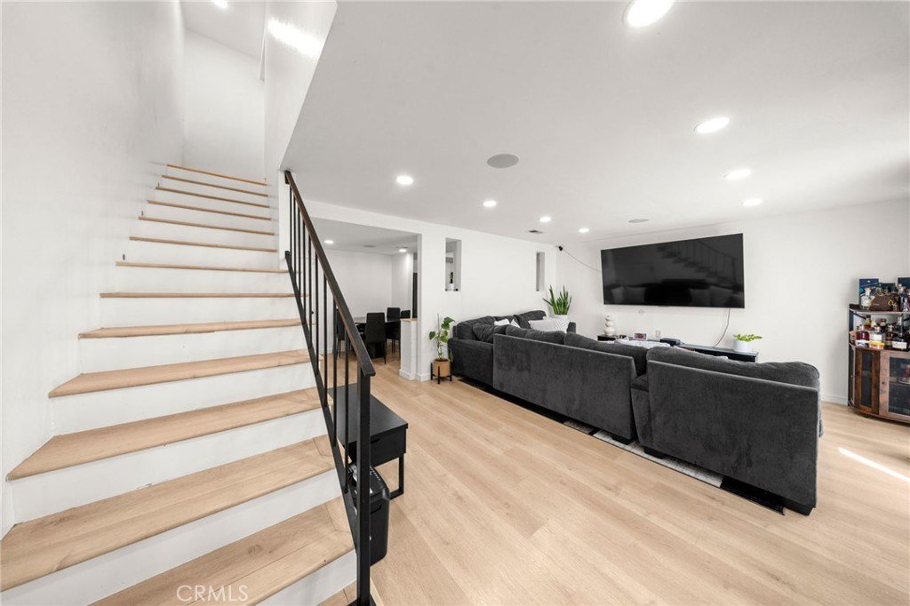Condo in El Monte, California, United States 2 - 18704798