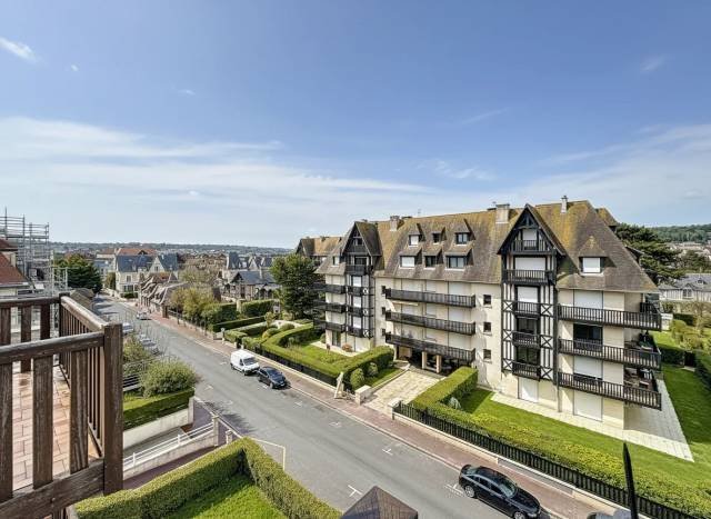 Villa in Deauville, Normandy, France 3 - 17646402