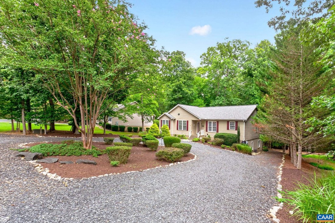 House in Lake Monticello, Virginia, United States 2 - 18705829