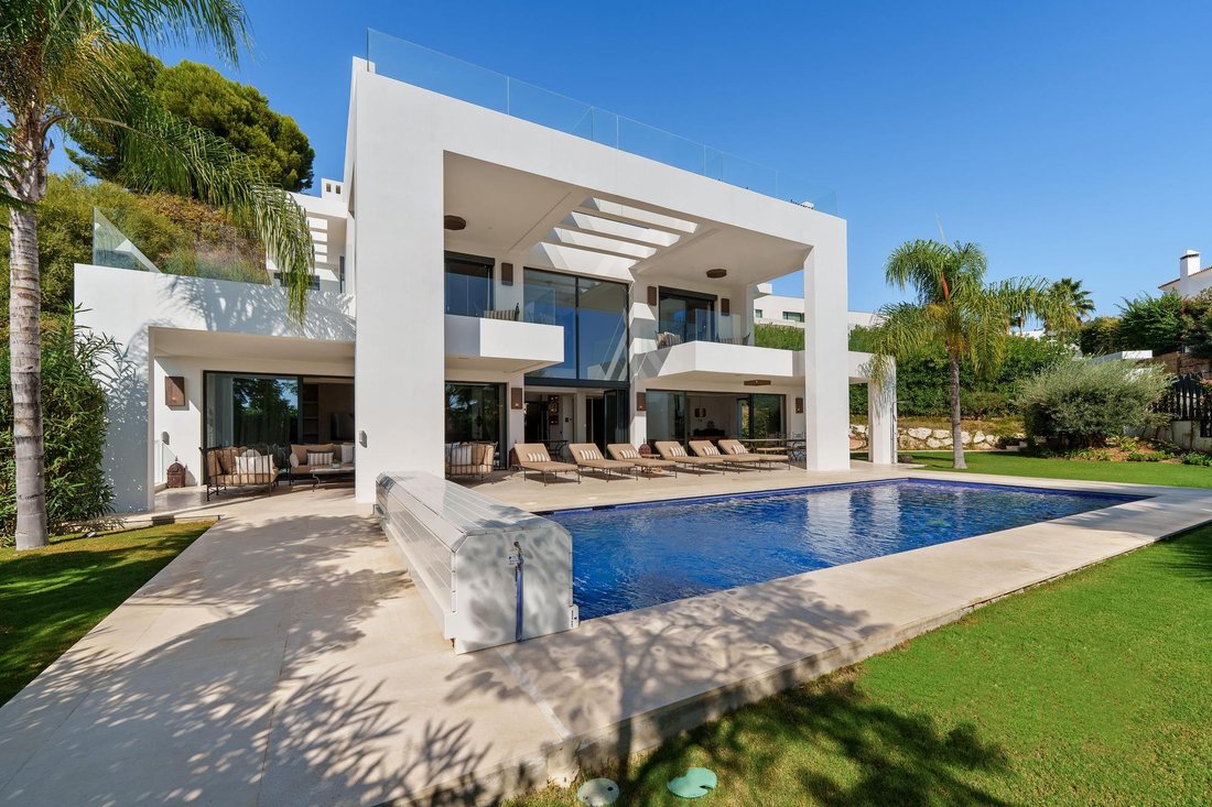 Villa à Nueva Andalucia, Marbella, Espagne 1 - 18703870