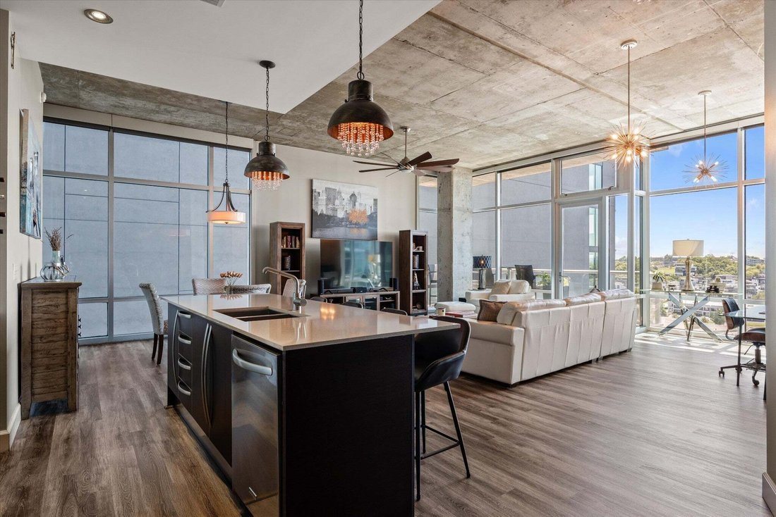 Condo in Nashville, Tennessee, United States 5 - 18703521