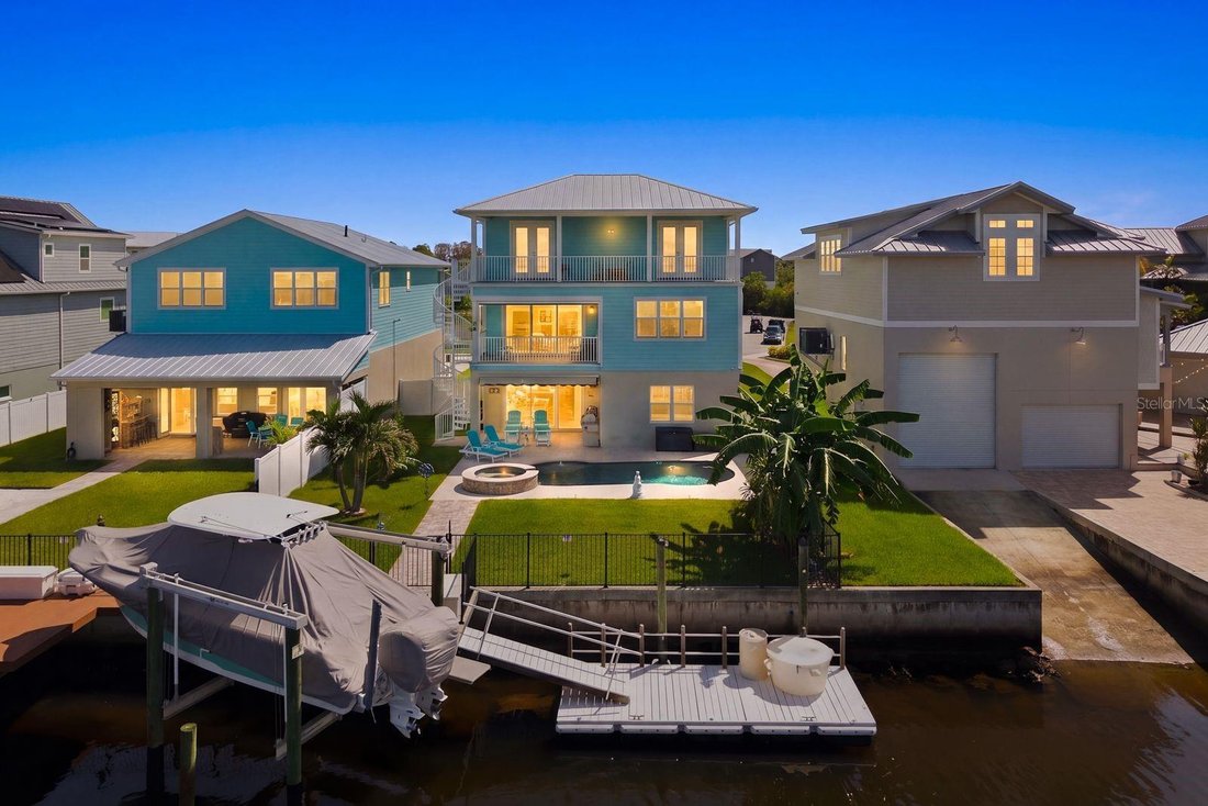 House in New Port Richey, Florida, United States 3 - 18705574