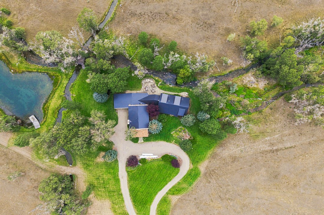 House in Ennis, Montana, United States 4 - 18703877