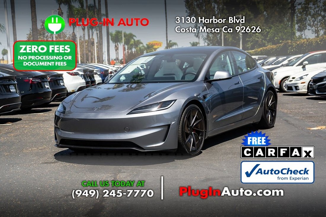 Sedan in Costa Mesa, CA, United States 1 - 18710455