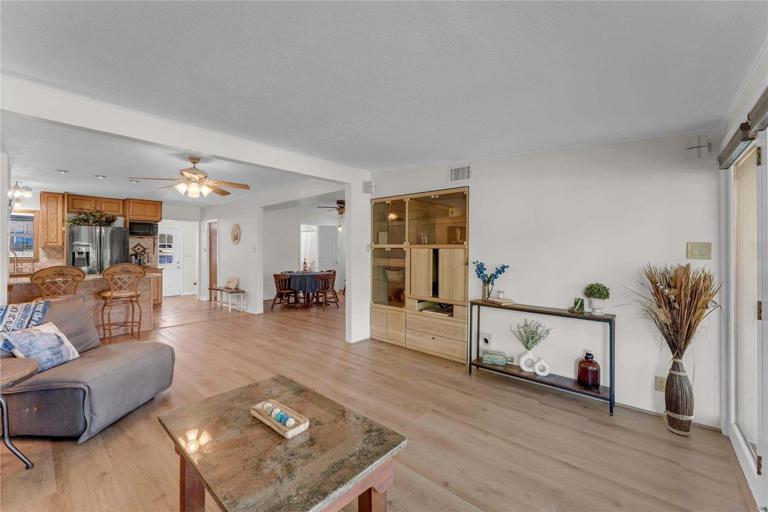 House in Burnet, Texas, United States 5 - 18703305