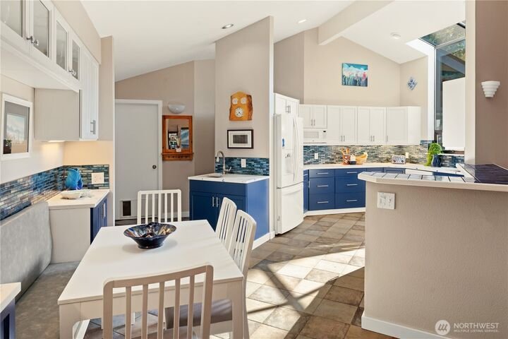 House in Bellevue, Washington, United States 5 - 18712874