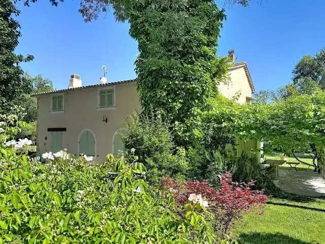 Finca en Salernes, Provenza-Alpes-Costa Azul, Francia 2 - 18242774