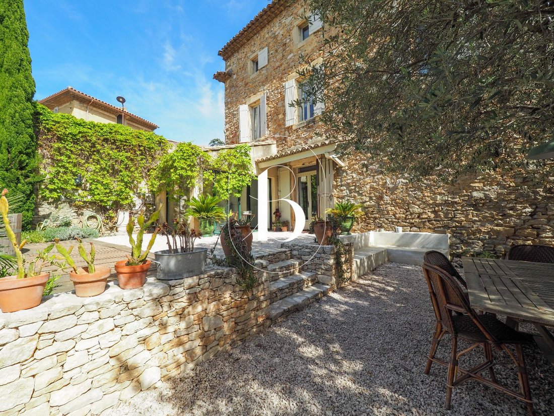 Maison à Centre Ville, Laudun-l'Ardoise, France 1 - 18710649