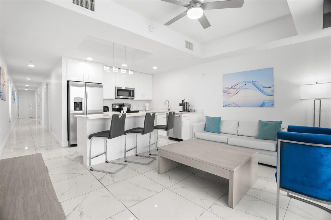 Condo in St. Pete Beach, Florida, United States 4 - 18705681