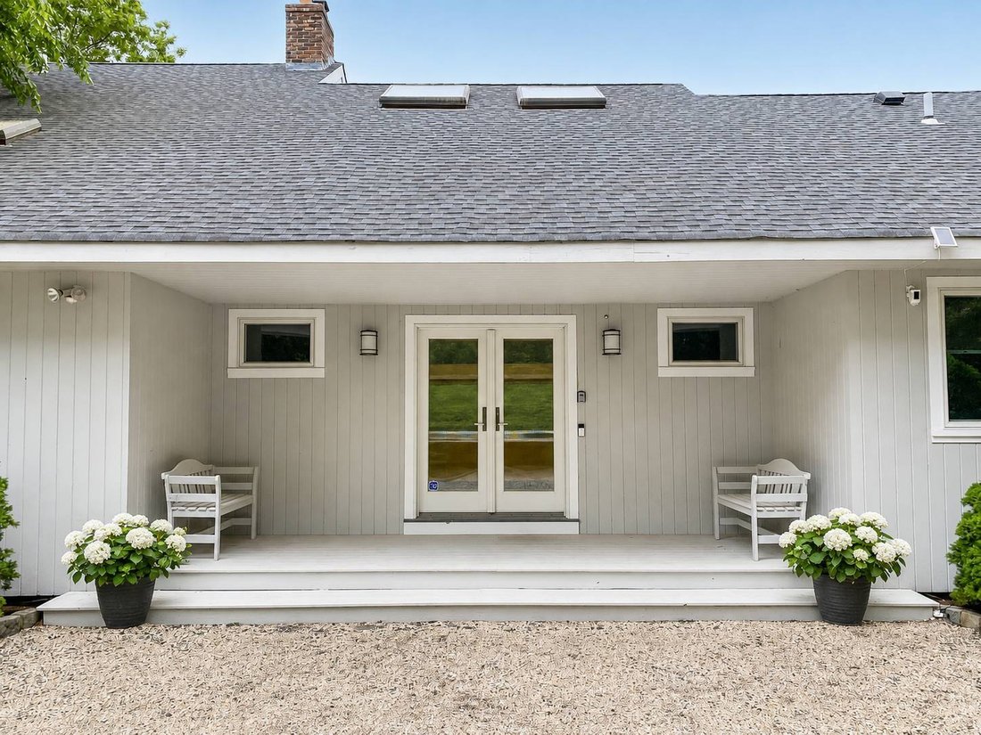 House in East Quogue, New York, United States 4 - 18705126