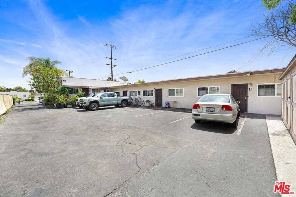 Altro a South Gate, California, Stati Uniti 4 - 18705312