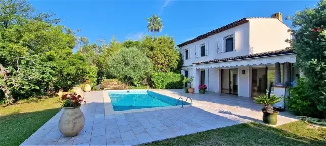 Villa in Route de Grasse, Villeneuve-Loubet, France 5 - 15663894