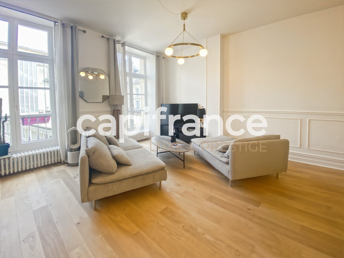 Apartment in Hôtel de Ville-Quinconce-Saint Seurin-Fondaudège, Bordeaux, France 1 - 17143170