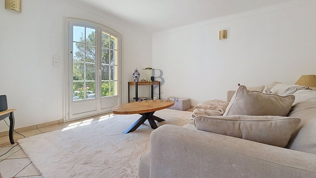 Villa in Exterieurs, Frejus, France 4 - 18707183