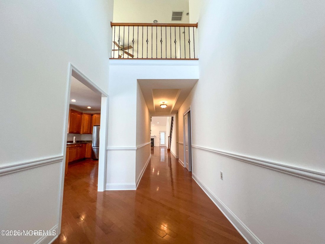 House in Manalapan Township, New Jersey, United States 3 - 18708485
