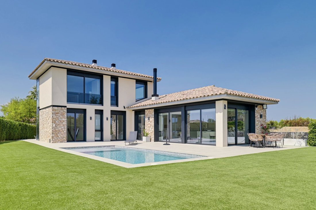 House in Navata, Catalonia, Spain 1 - 18714107