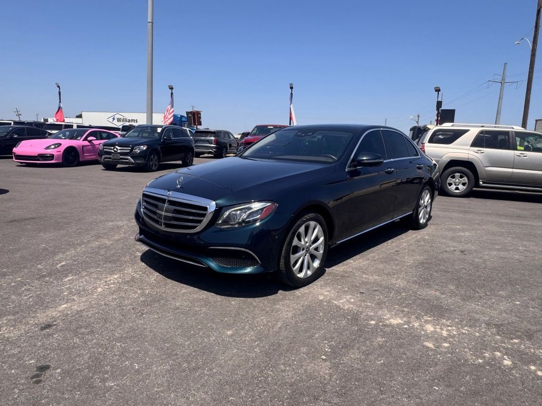 Sedan in Dallas, TX, United States 3 - 18707749