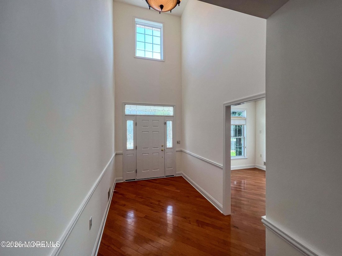 House in Manalapan Township, New Jersey, United States 2 - 18708485