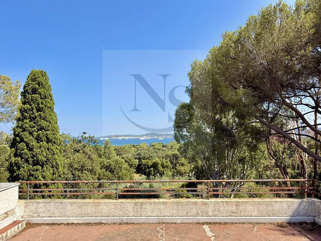 Villa in Grimaud, Provence-Alpes-Côte d'Azur, France 4 - 18714112