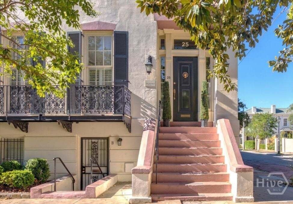 Townhouse in Savannah, Georgia, United States 2 - 18706092