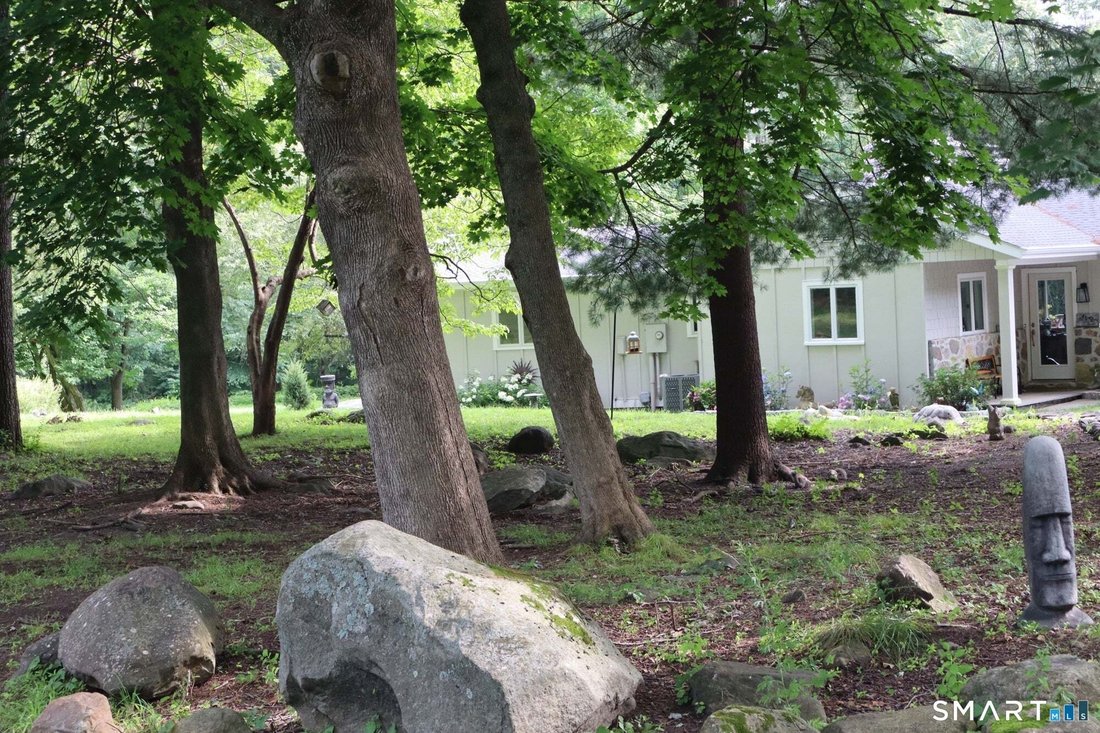 House in New Milford, Connecticut, United States 2 - 18705173
