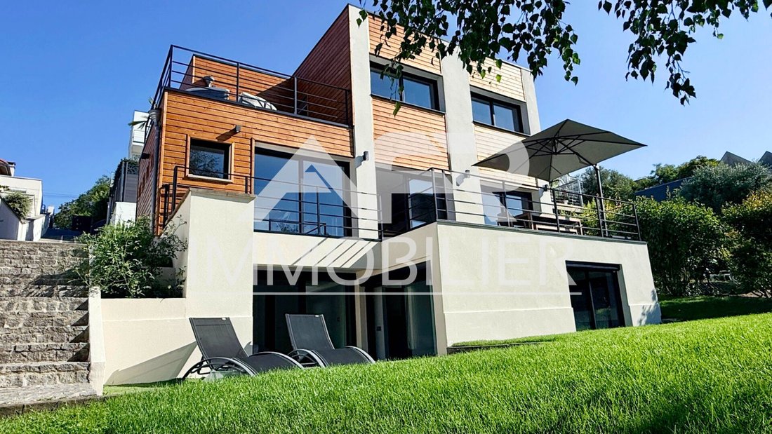 House in Chatou, Ile-de-France, France 1 - 18714121