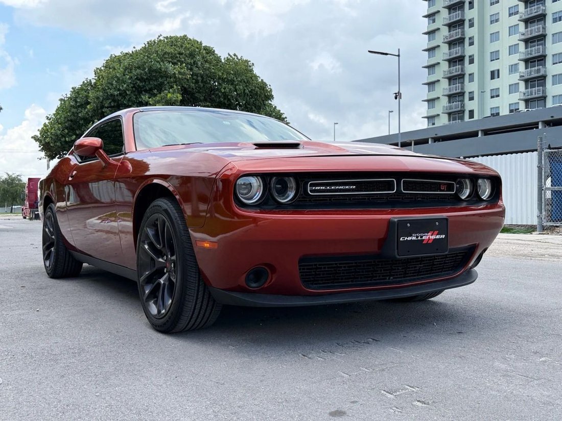 Coupe in Miami, FL, United States 3 - 18240452