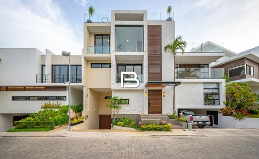 House in Cancún, Quintana Roo, Mexico 1