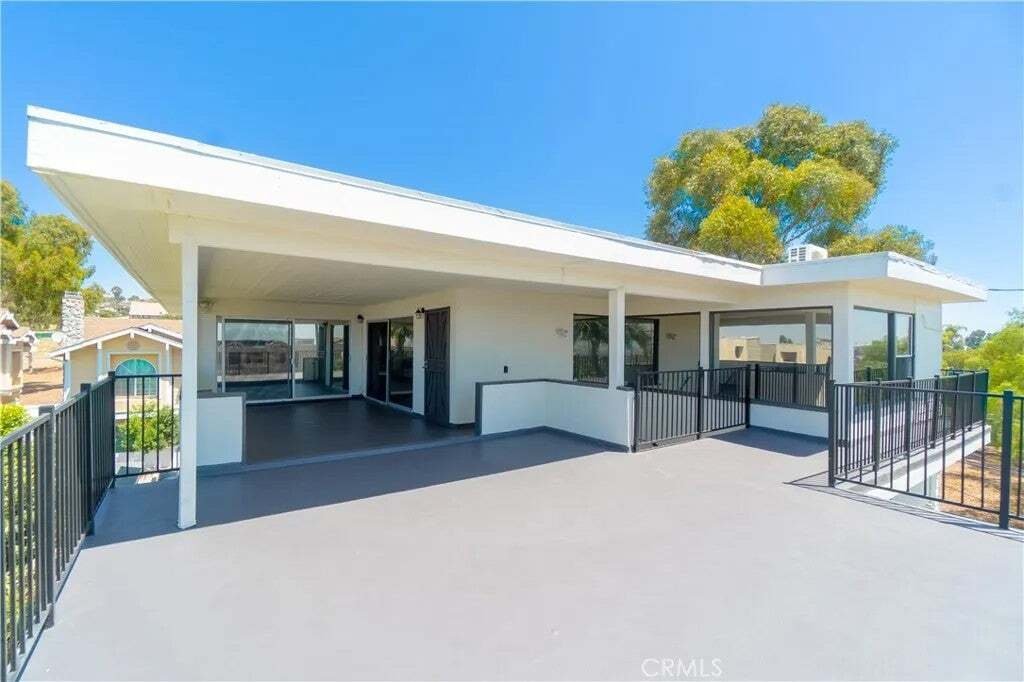 Andere in Long Beach, Kalifornien, Vereinigte Staaten 5 - 18708610