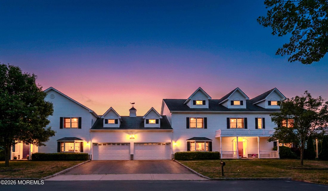 House in Neptune Township, New Jersey, United States 2 - 18349151